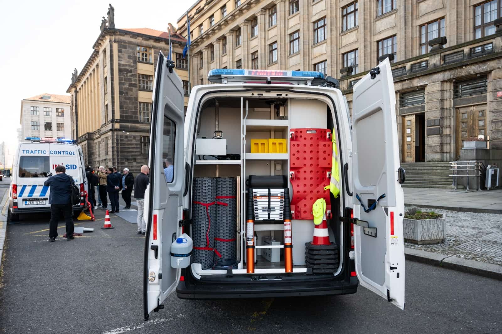 Využití moderních aplikací při řízení: Jak se vyhnout pokutám a být v bezpečí